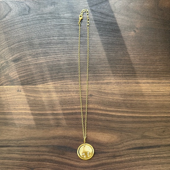 Gold Pendant Necklace - Picture 2 of 6